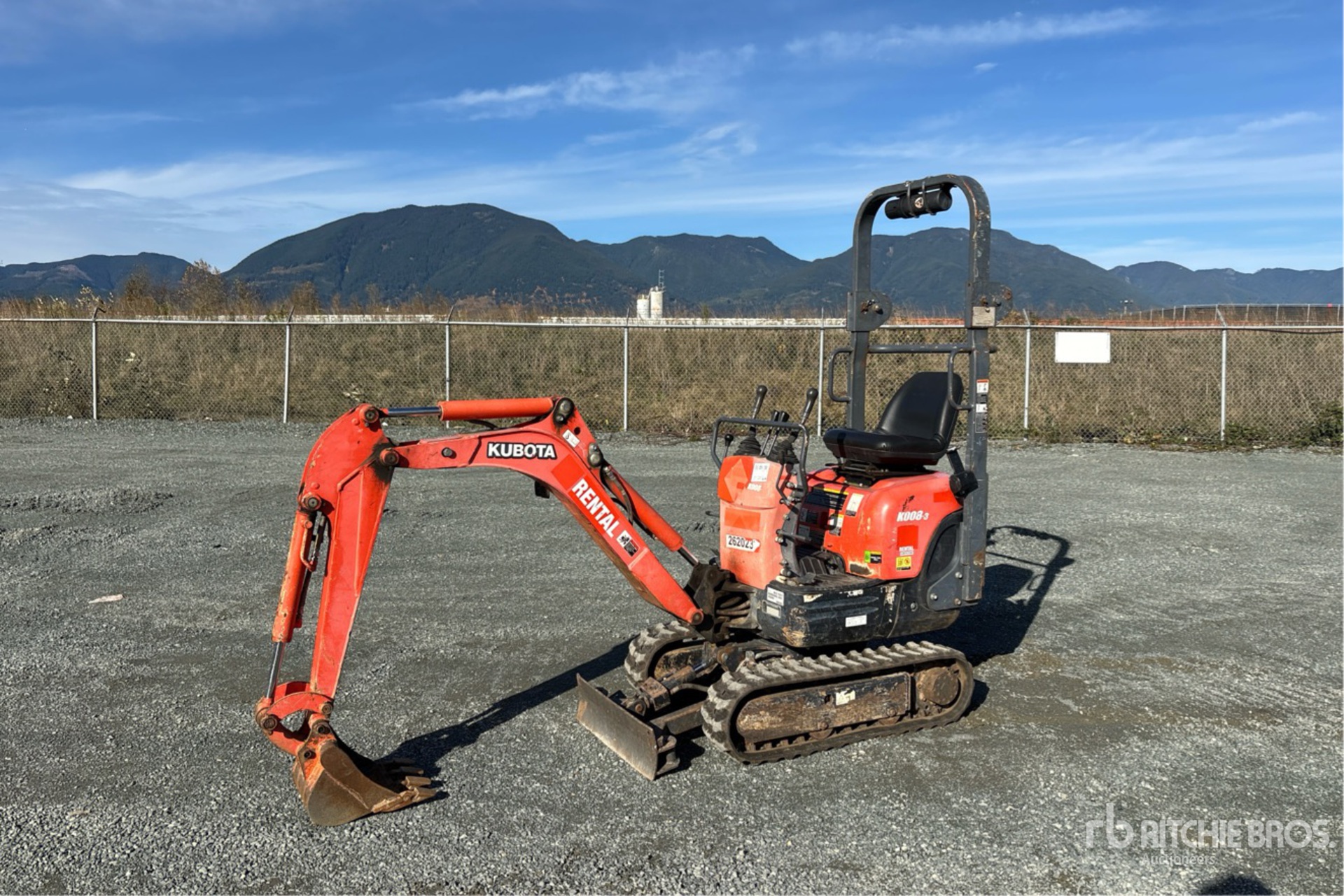 General Appearance with Picture, Left Front Corner