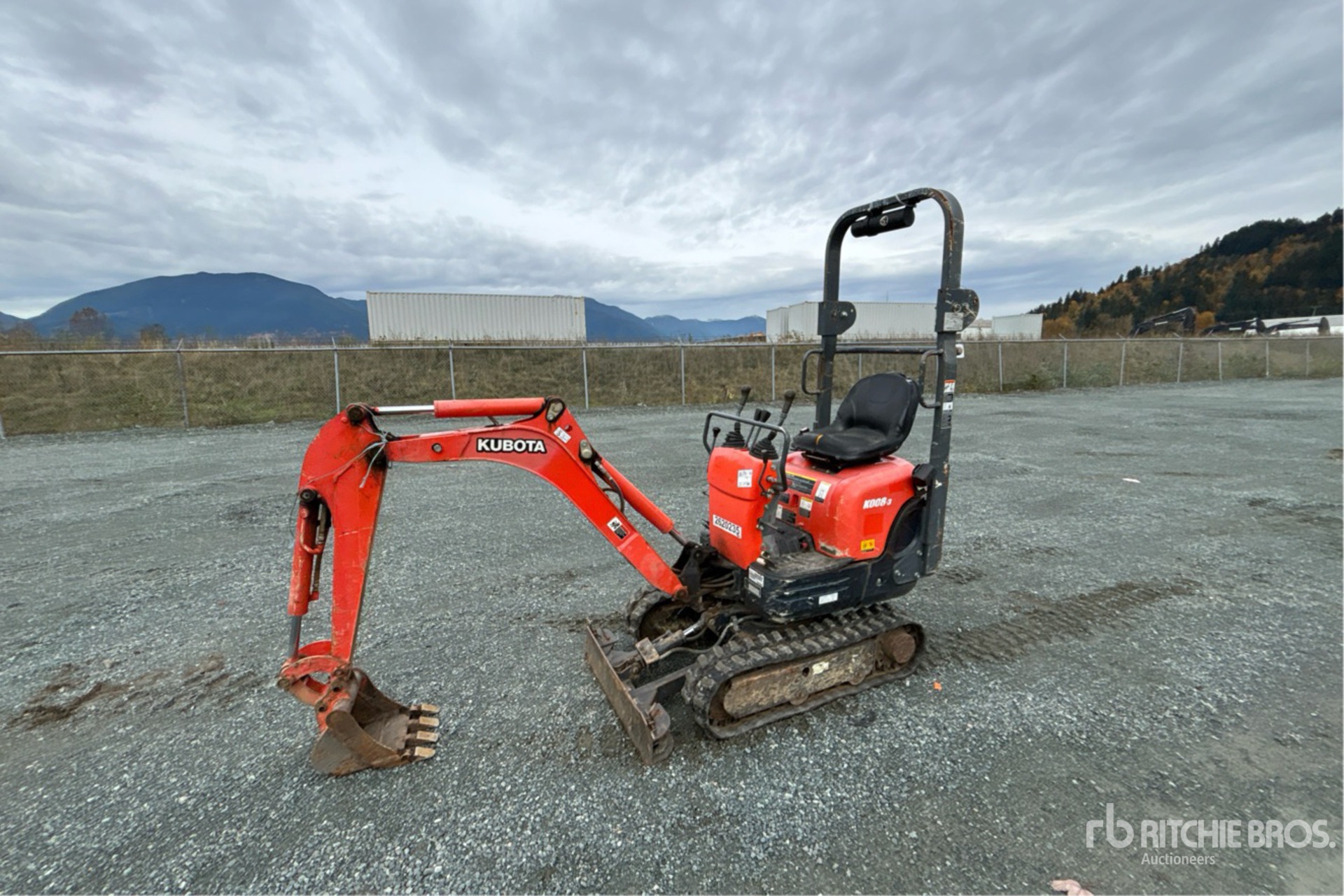 General Appearance with Picture, Left Front Corner