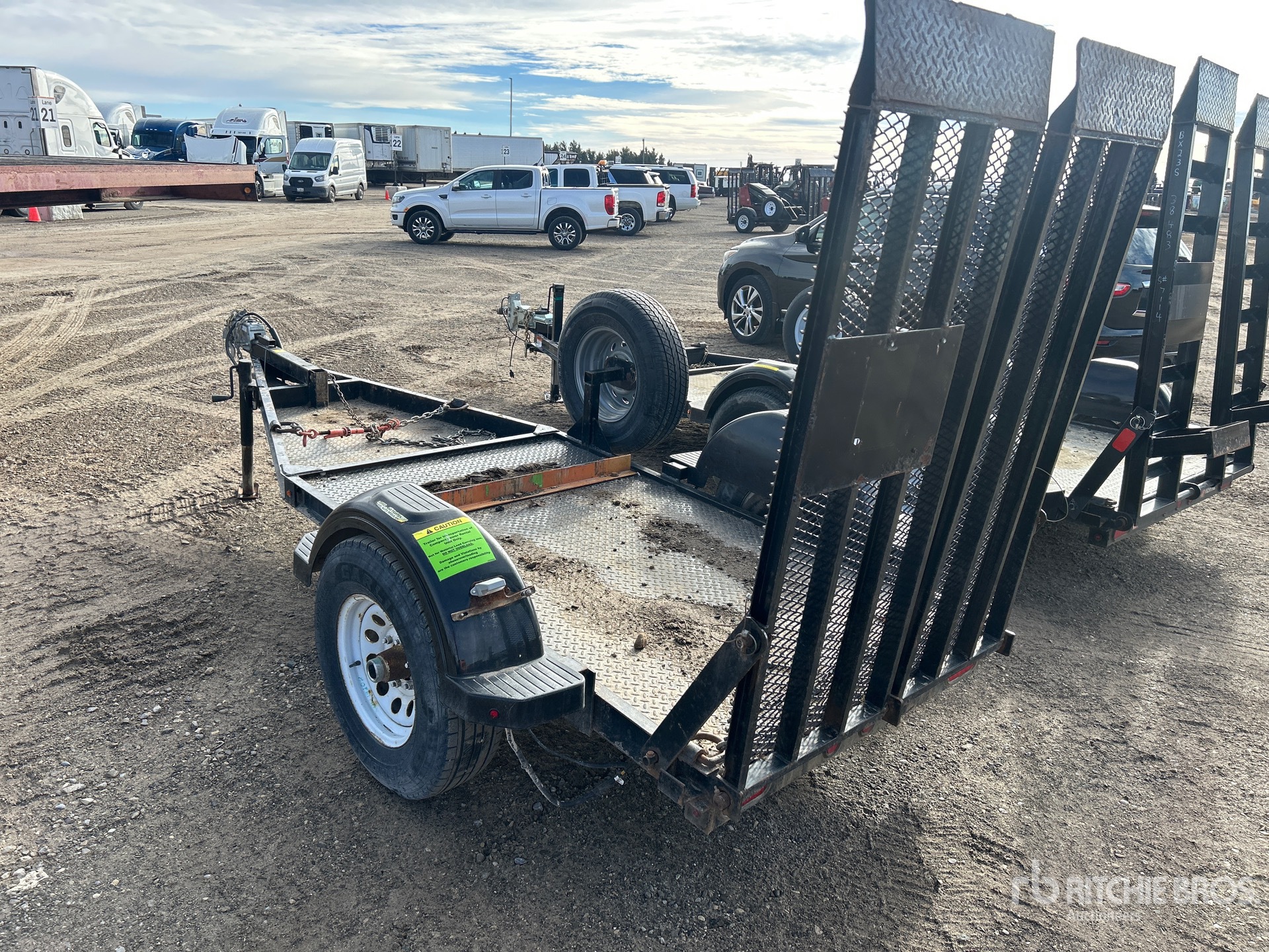 General Appearance with Picture, Left Rear Corner