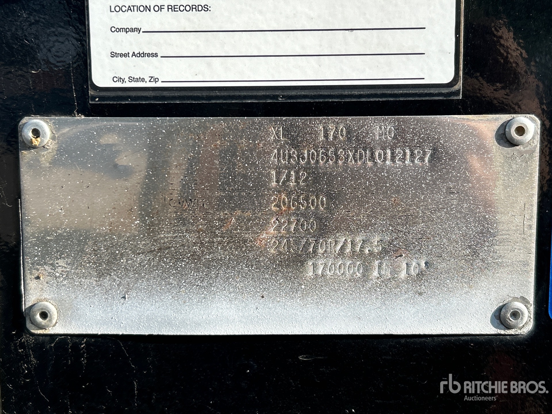 General Appearance with Serial Number / VIN