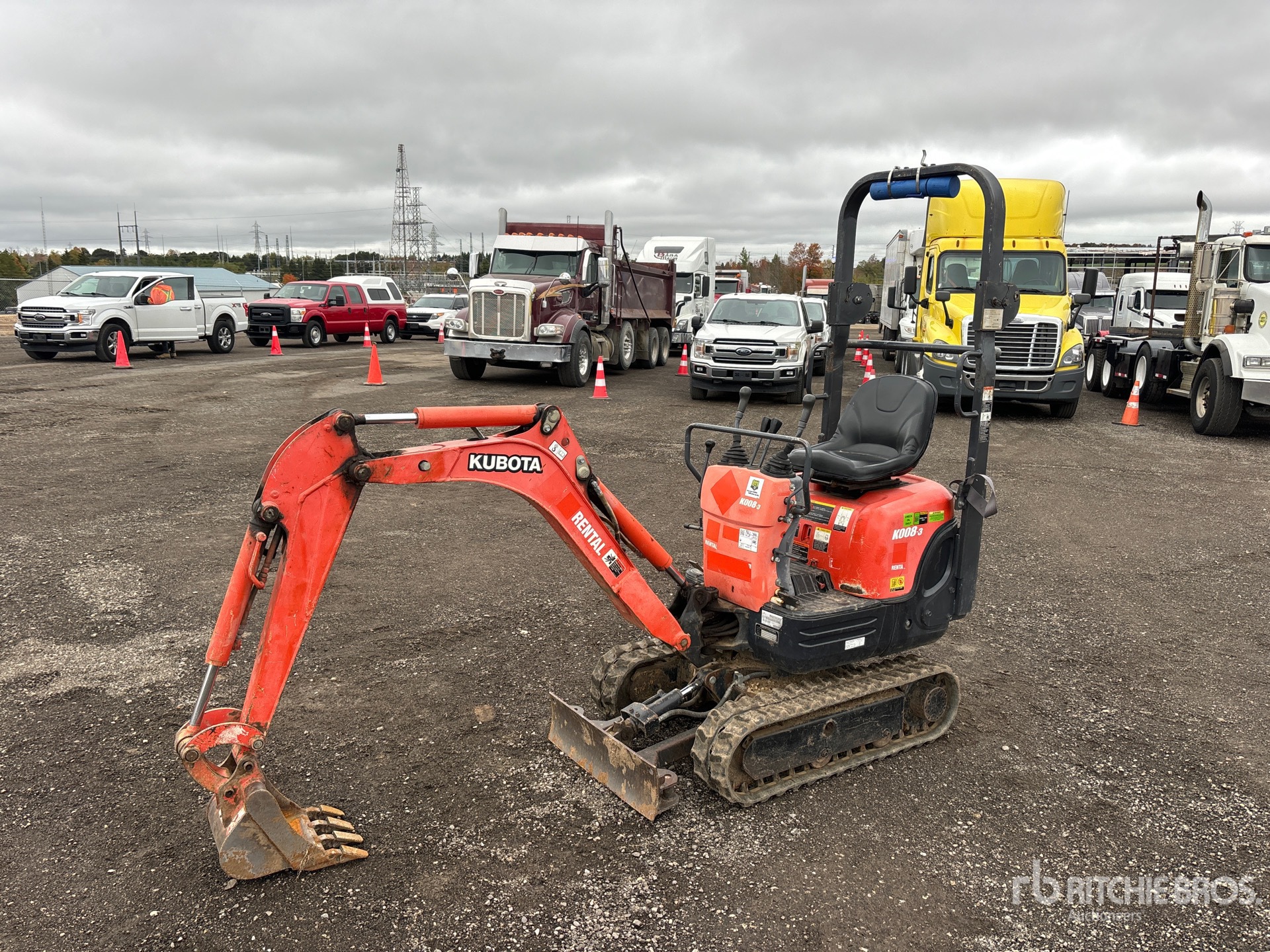 EXCAVADORA 2018 KUBOTA K0083