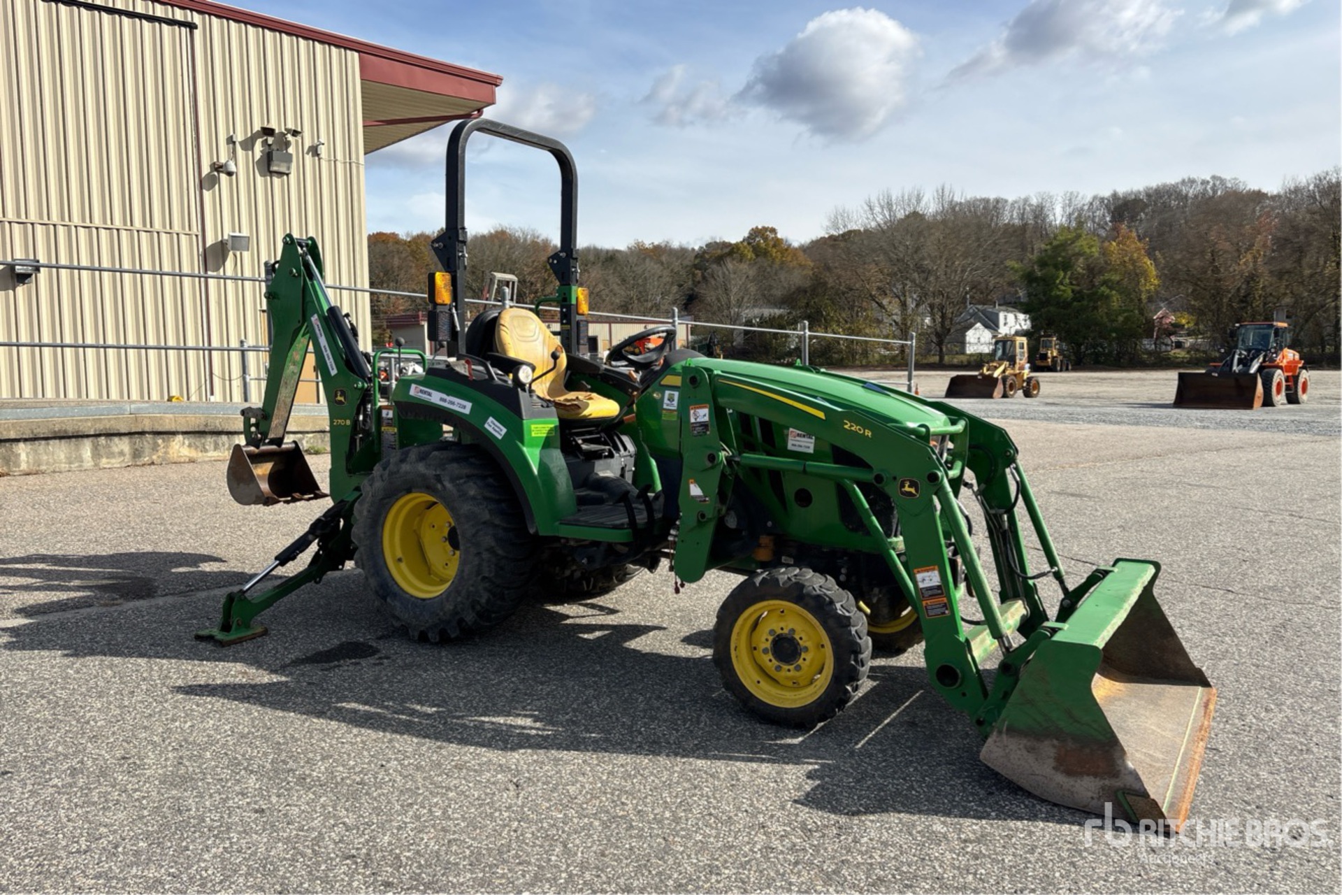 Aspect général with Image, coin avant droit