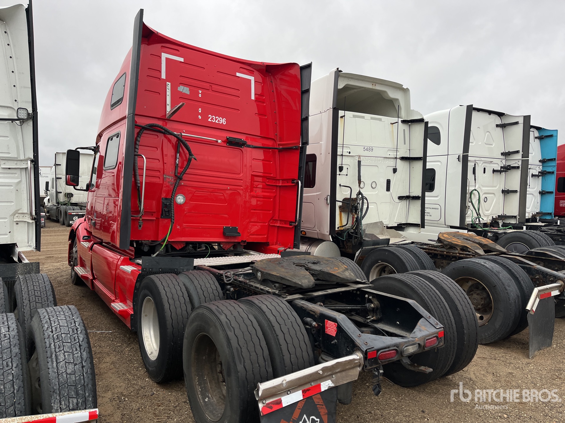 Aspect général with Image, coin arrière gauche