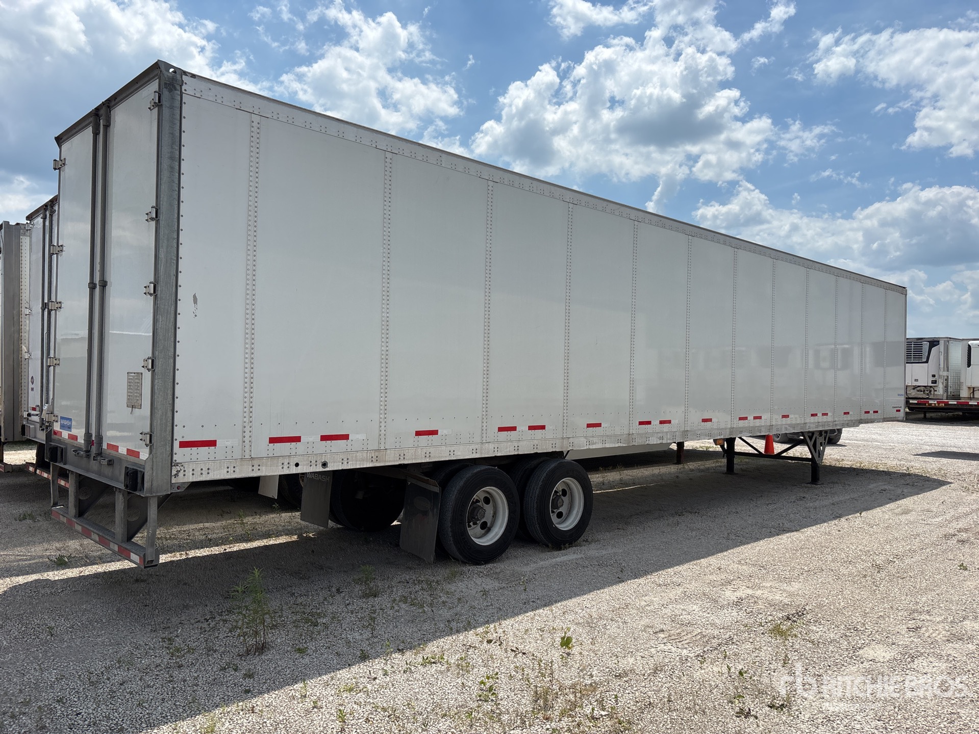 General Appearance with Bild, Ecke hinten rechts