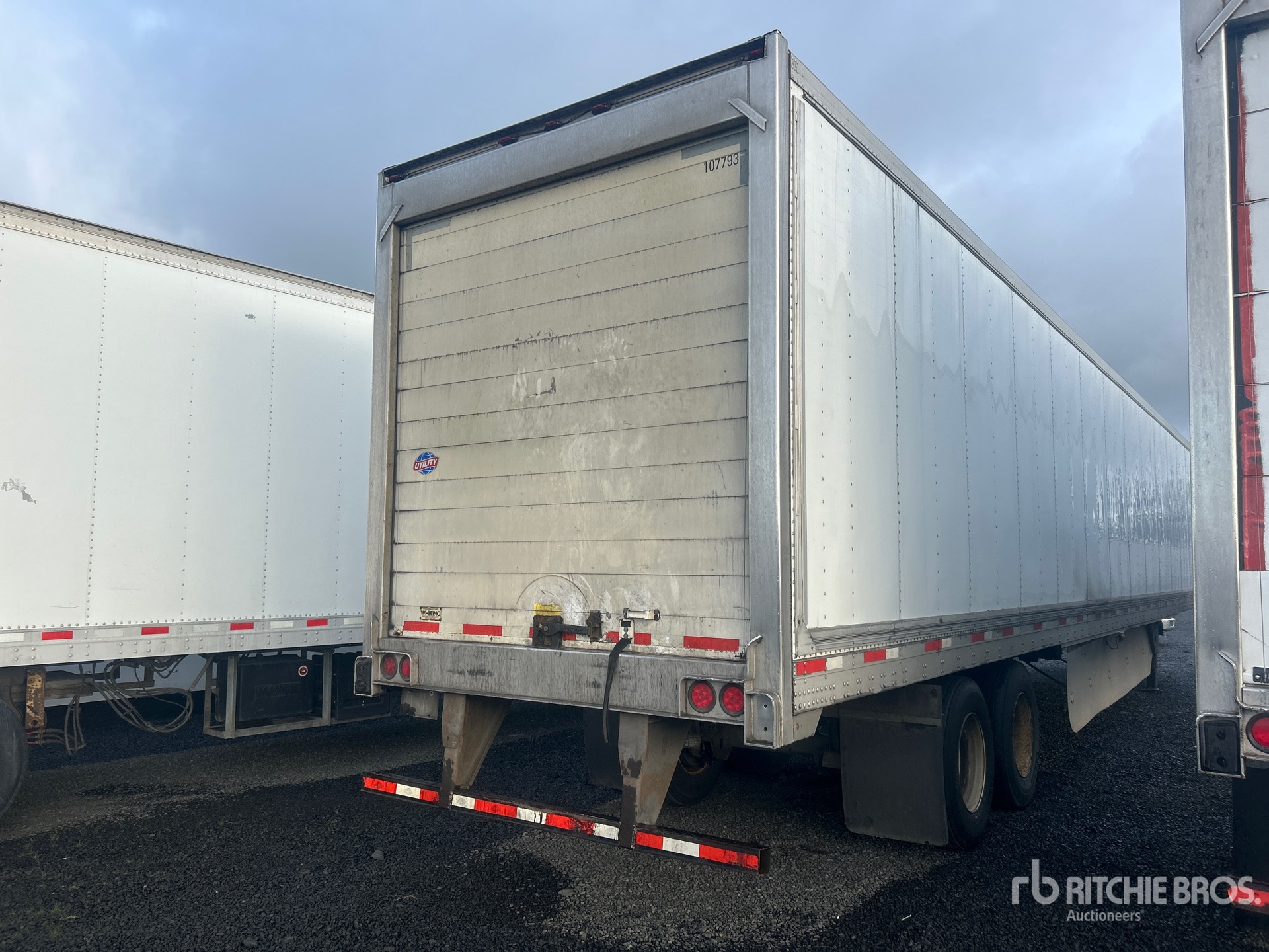 General Appearance with Image, coin arrière droit