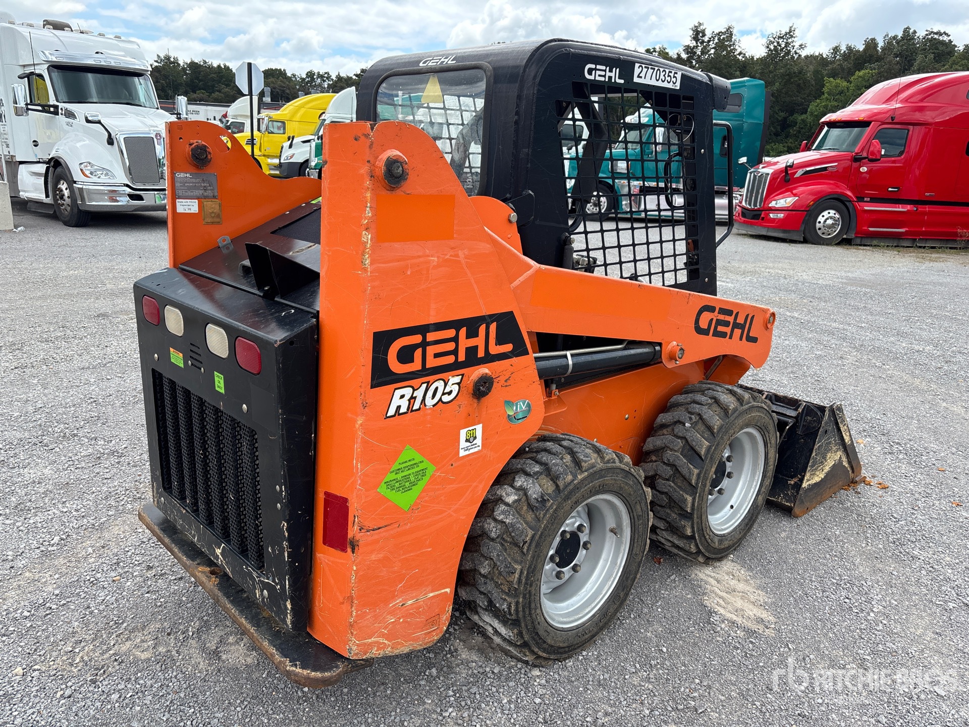 General Appearance with Picture, Right Rear Corner