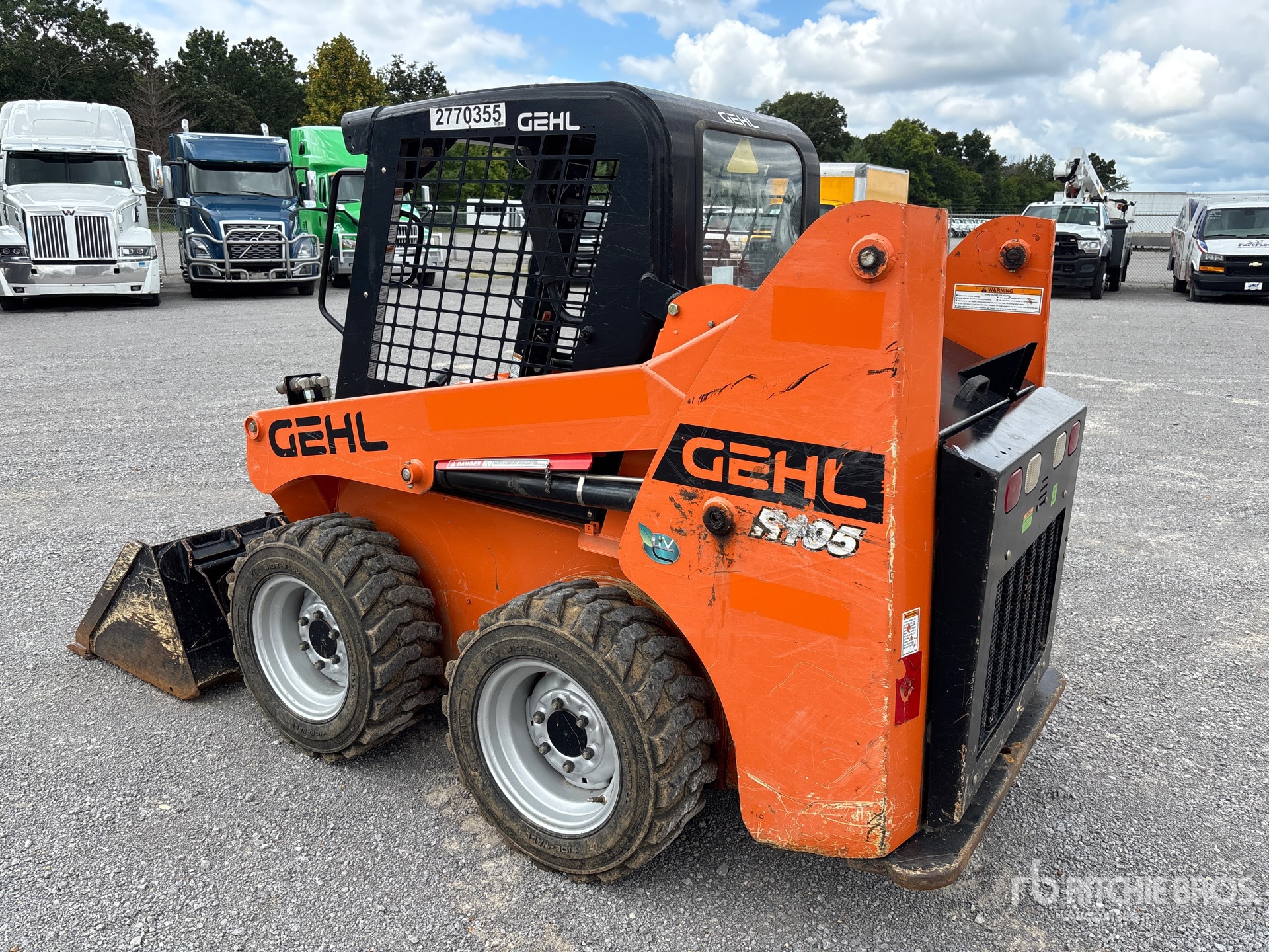 General Appearance with Picture, Left Rear Corner