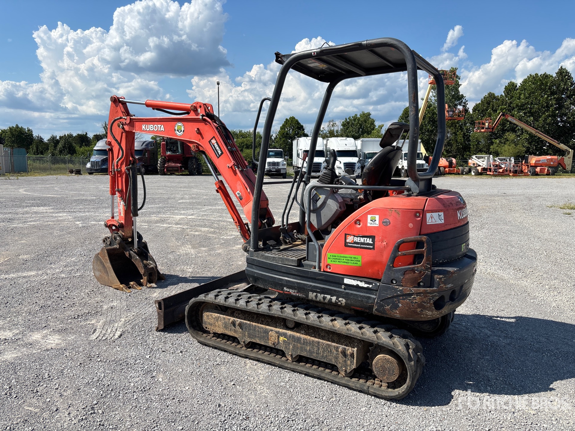General Appearance with Picture, Left Rear Corner