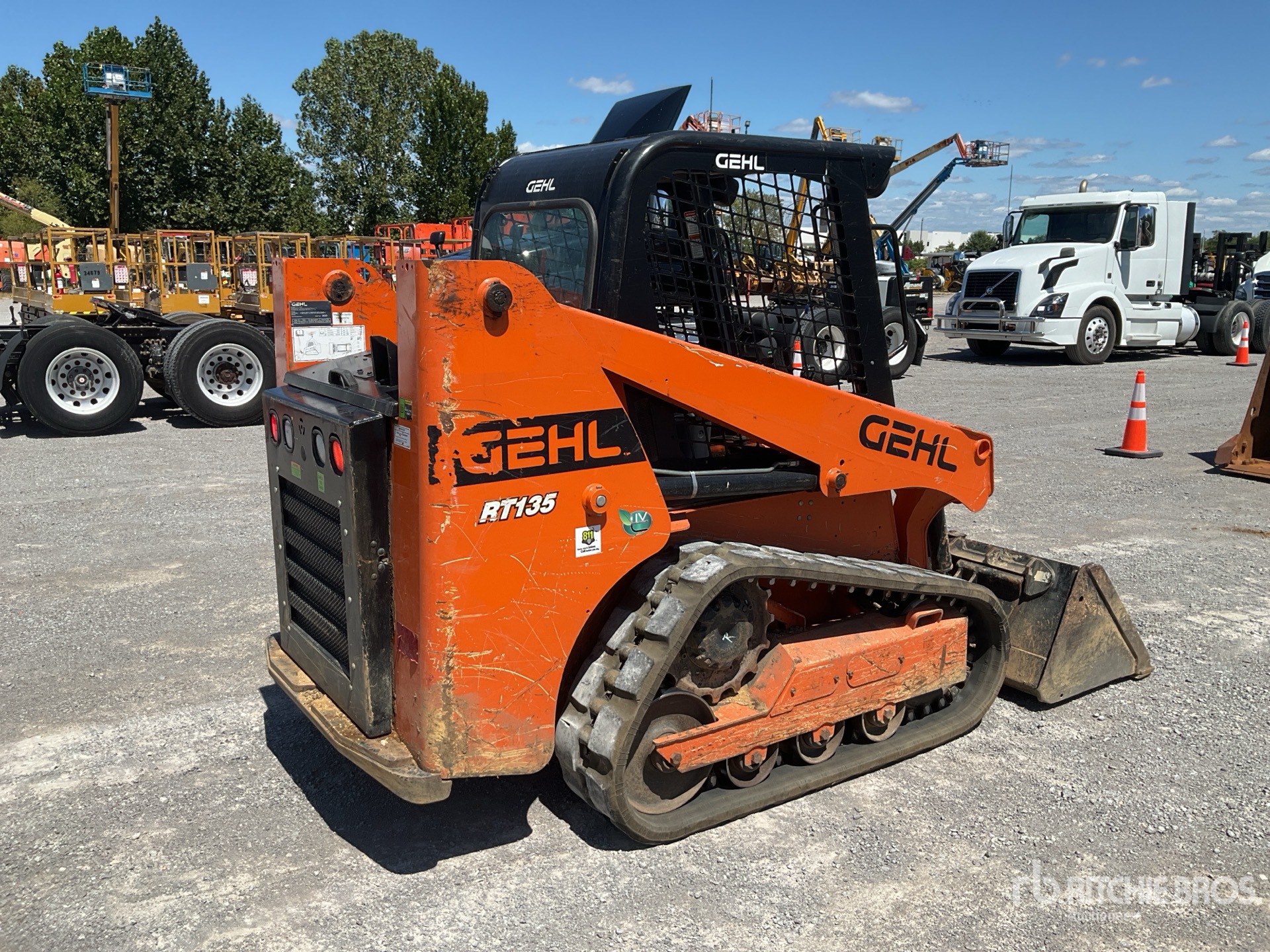 General Appearance with Picture, Right Rear Corner