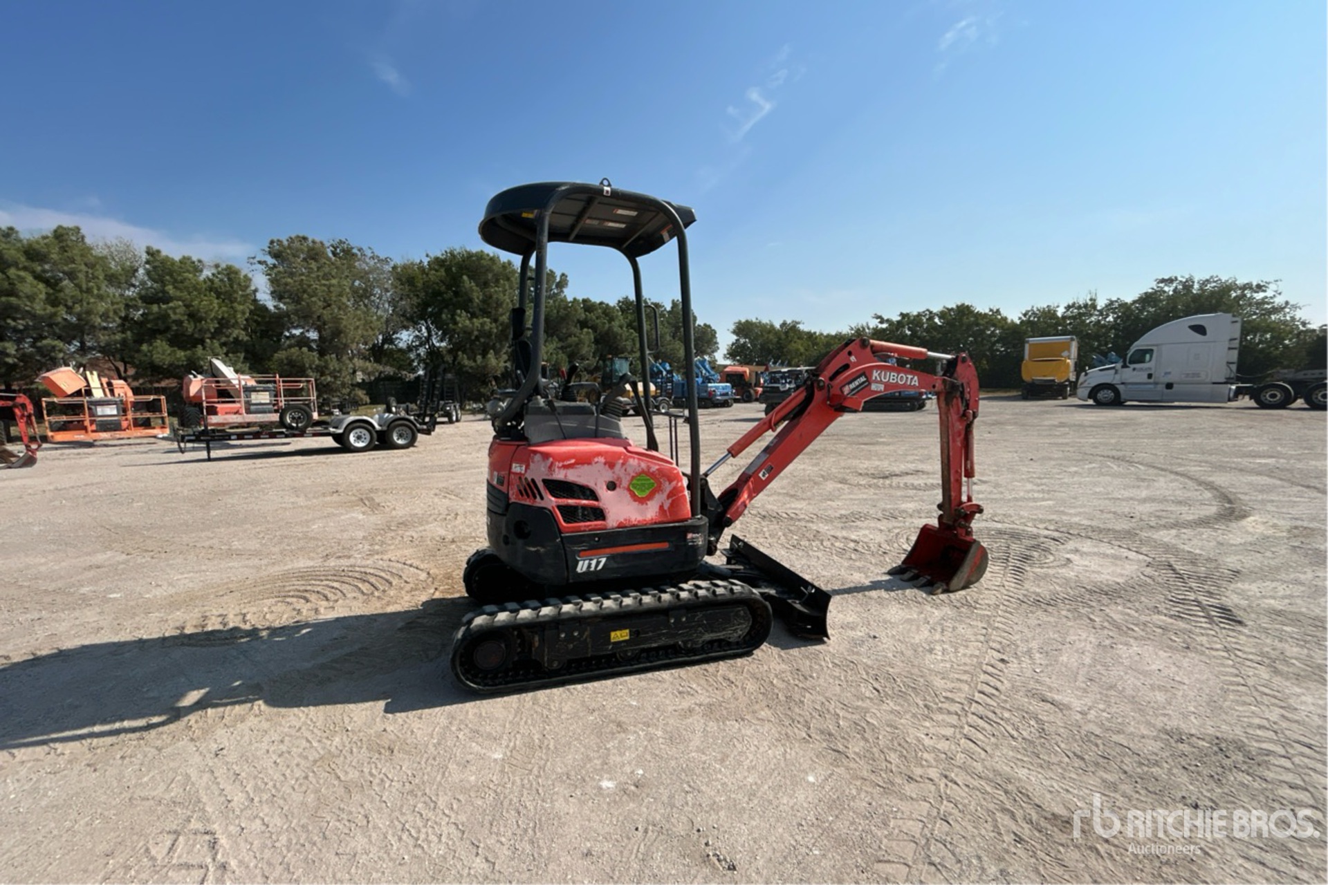 General Appearance with Picture, Right Rear Corner