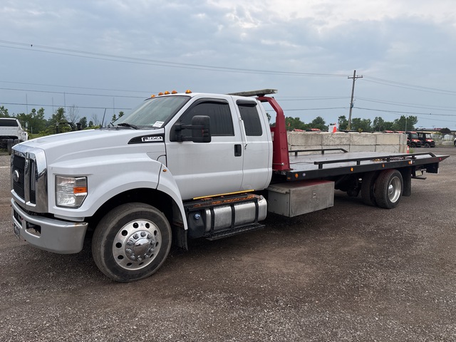 2016 Ford F650 4x2 Extended Cab Rollback Truck