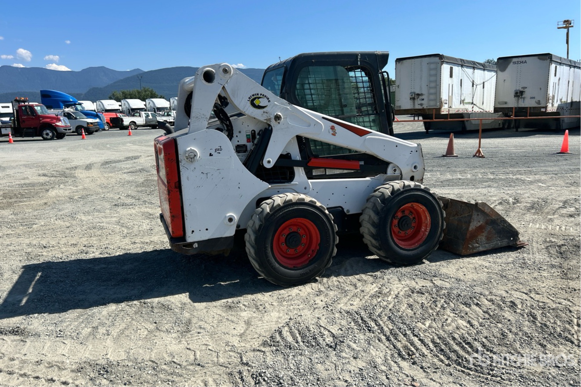 General Appearance with Picture, Right Rear Corner