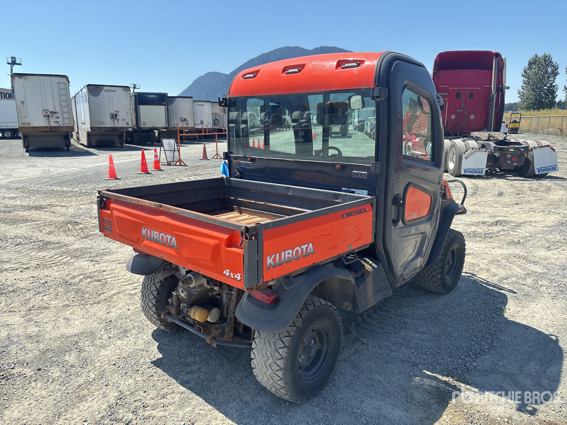General Appearance with Picture, Right Rear Corner