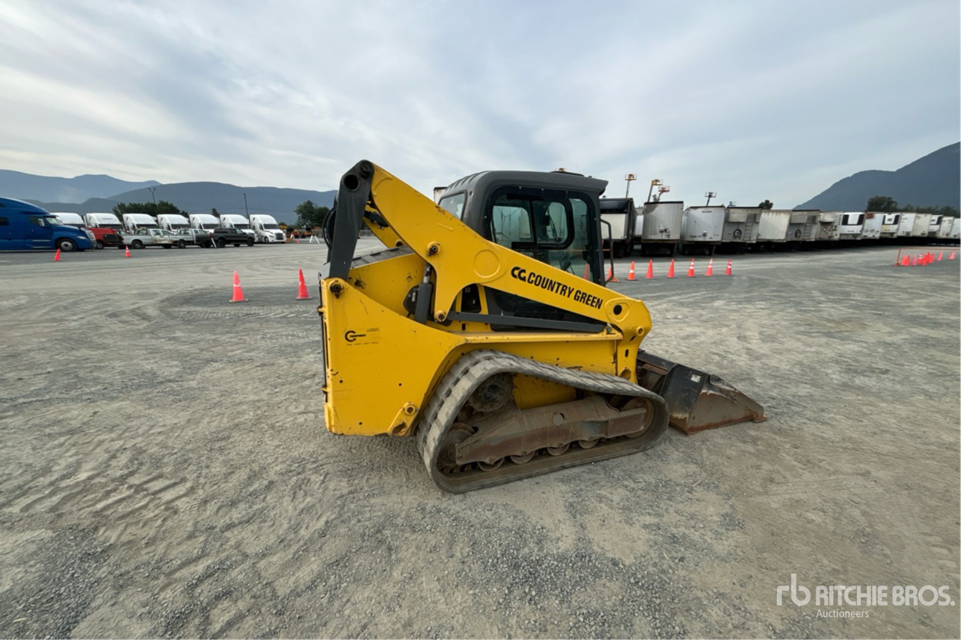 General Appearance with Picture, Right Rear Corner