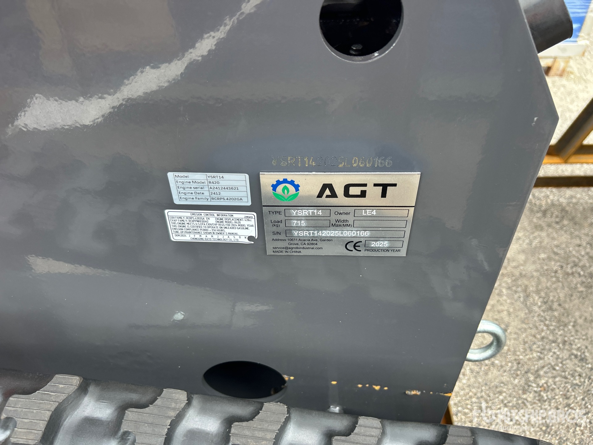 MINI CARGADOR SOBRE ORUGAS COMPACTO 2025 AGT YSRT14