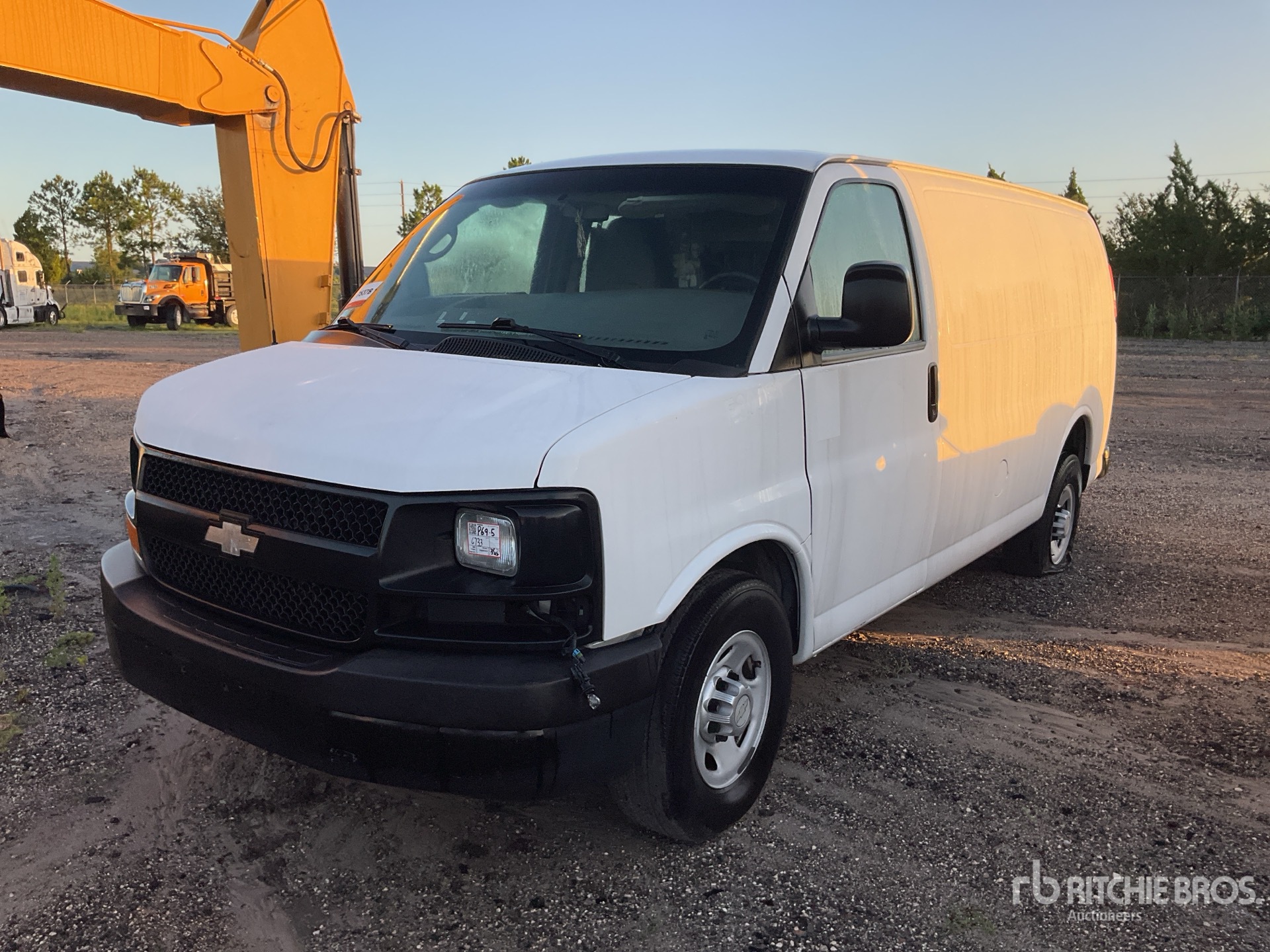 General Appearance with Picture, Left Front Corner