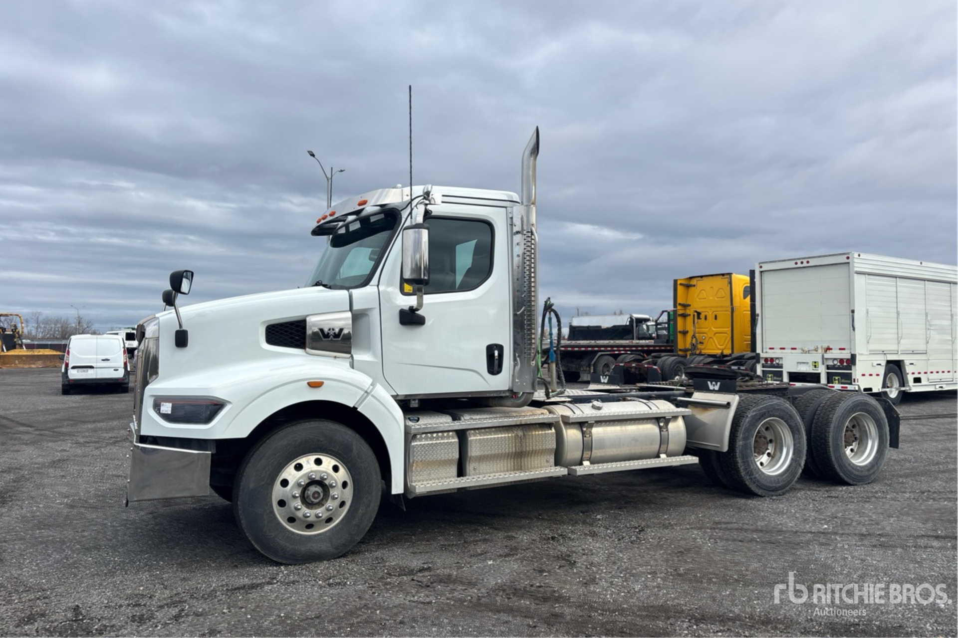 General Appearance with Picture, Left Front Corner