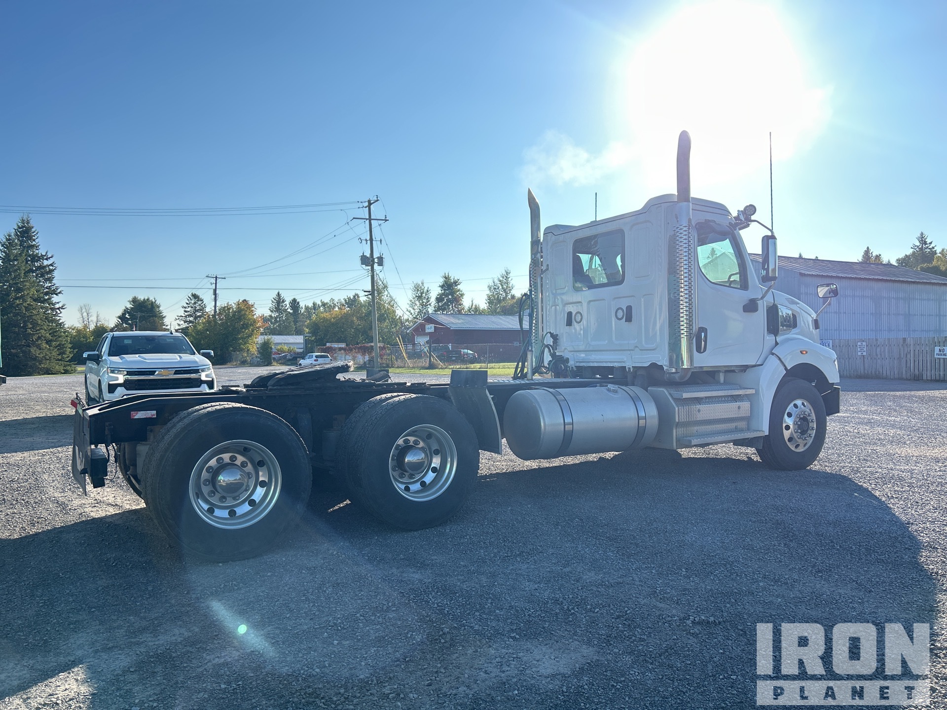 General Appearance with Imagen: esquina trasera derecha