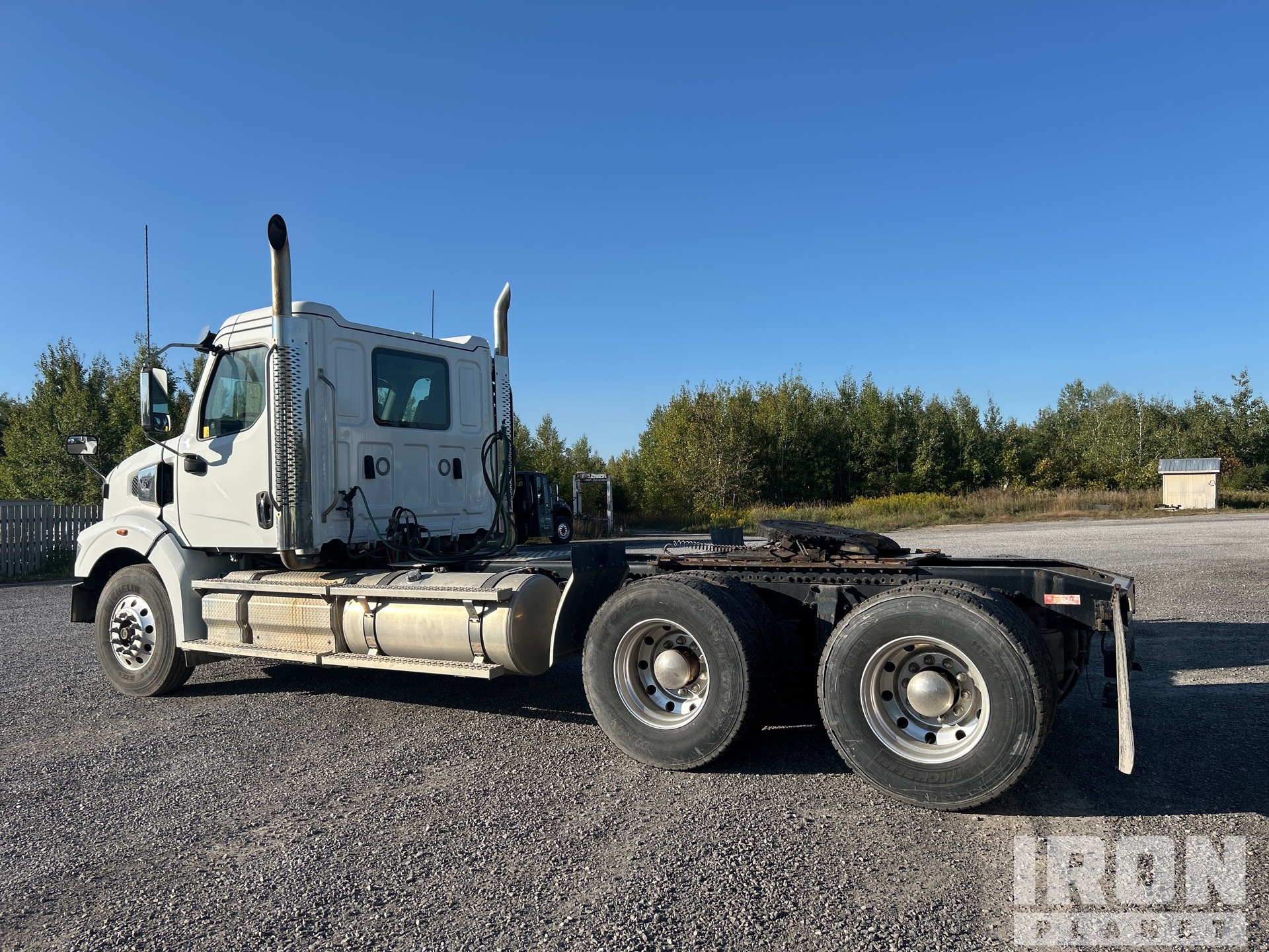 General Appearance with Imagen: esquina trasera izquierda