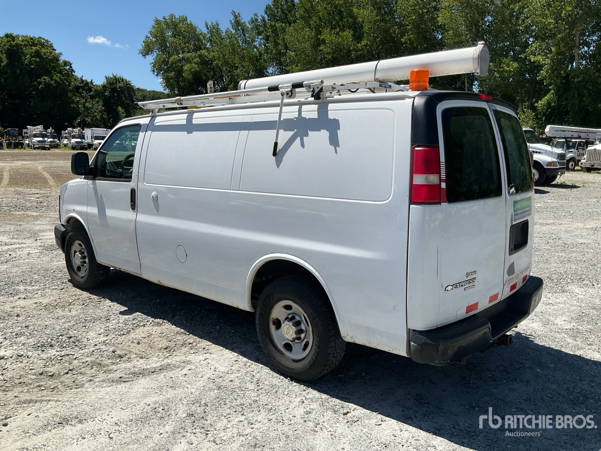 General Appearance with Picture, Left Rear Corner