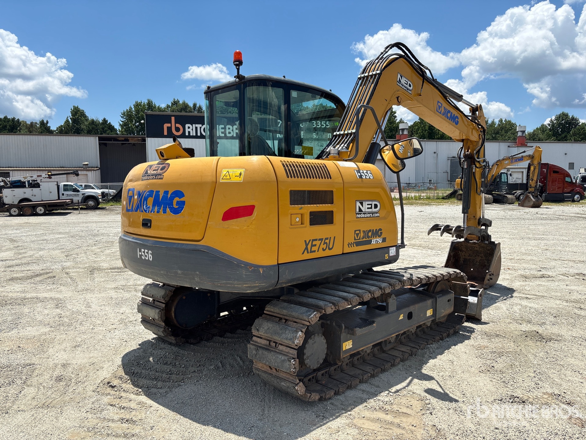 General Appearance with Picture, Right Rear Corner