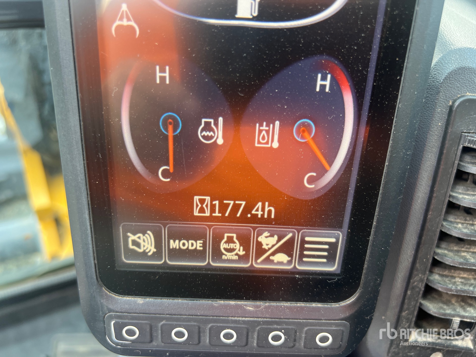 General Appearance with Hour Meter / Odometer