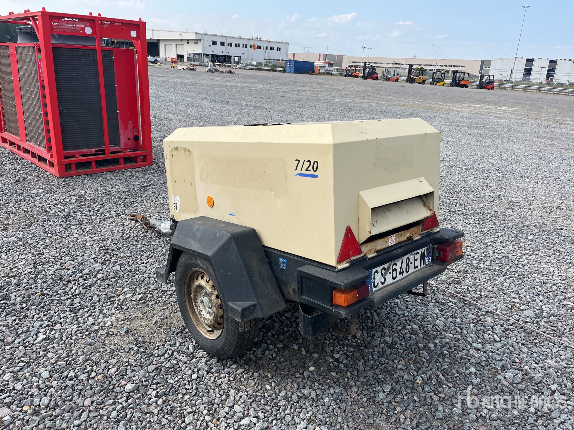 General Appearance with Picture, Left Rear Corner