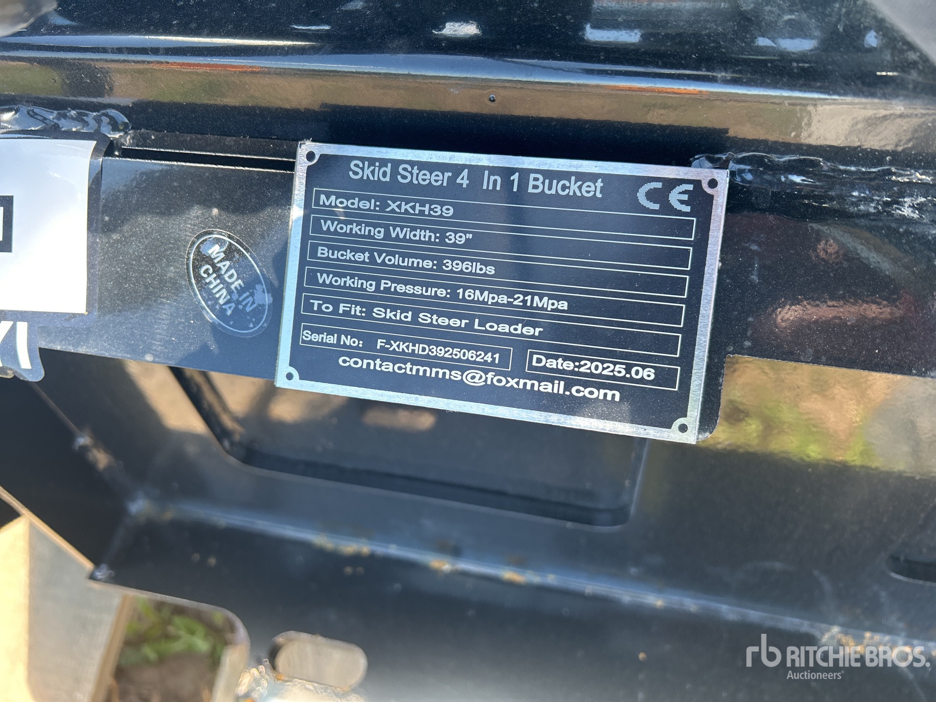 General Appearance with Numéro de série/Numéro d'identification du véhicule automobile