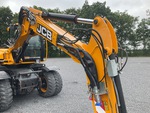 v2 Chassis - Excavator with 