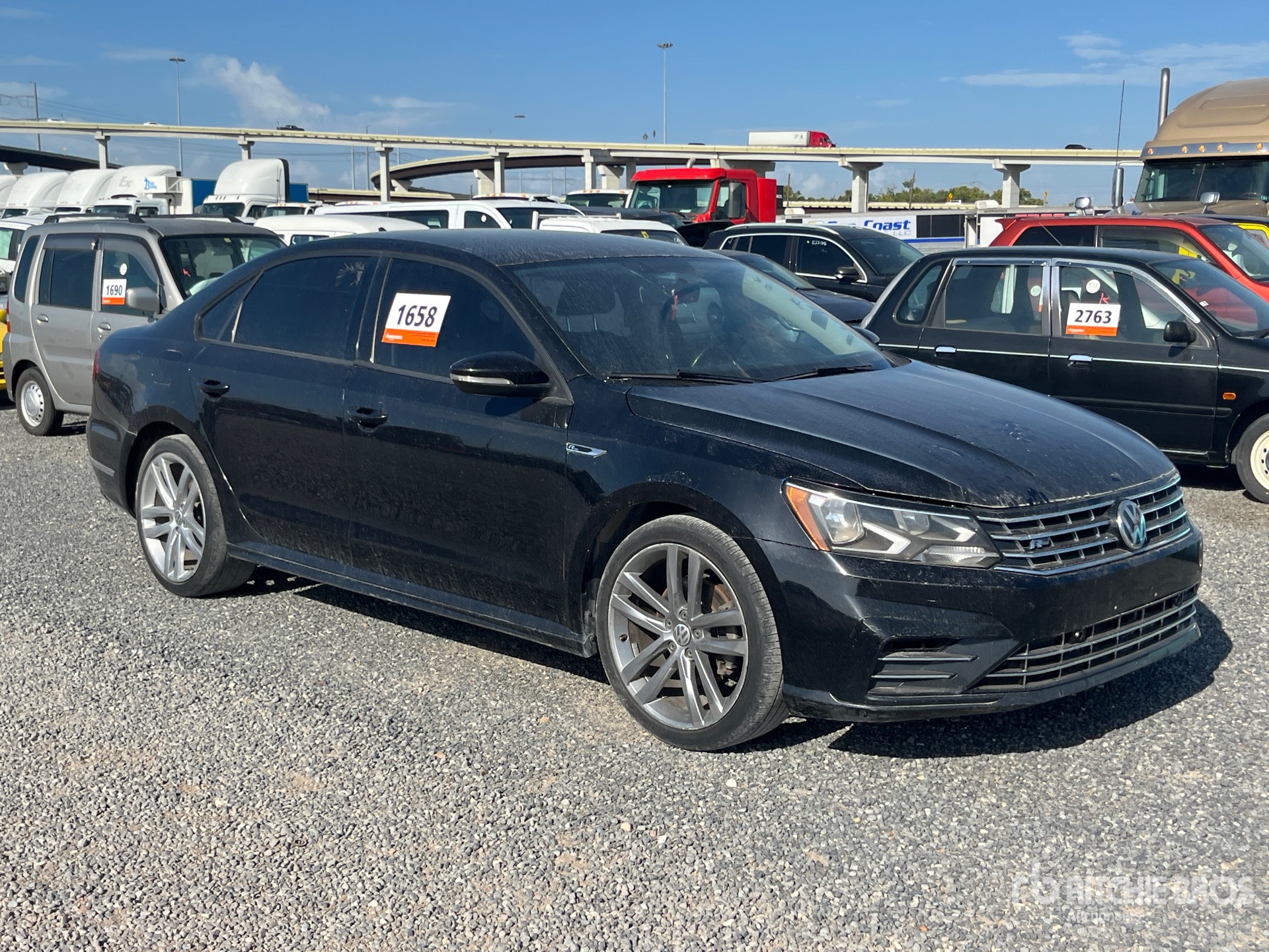General Appearance with Picture, Right Front Corner