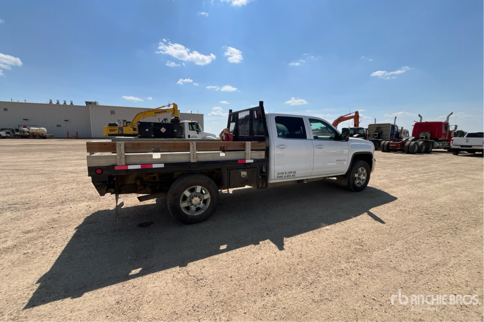 General Appearance with Picture, Right Rear Corner