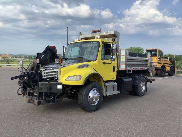 2006 Freightliner M2 4x2 Snow Plow Truck 2006 Freightliner M2 4x2 Snow Plow Truck