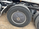 4 Underbody - Truck with 