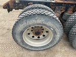 4 Underbody - Truck with 