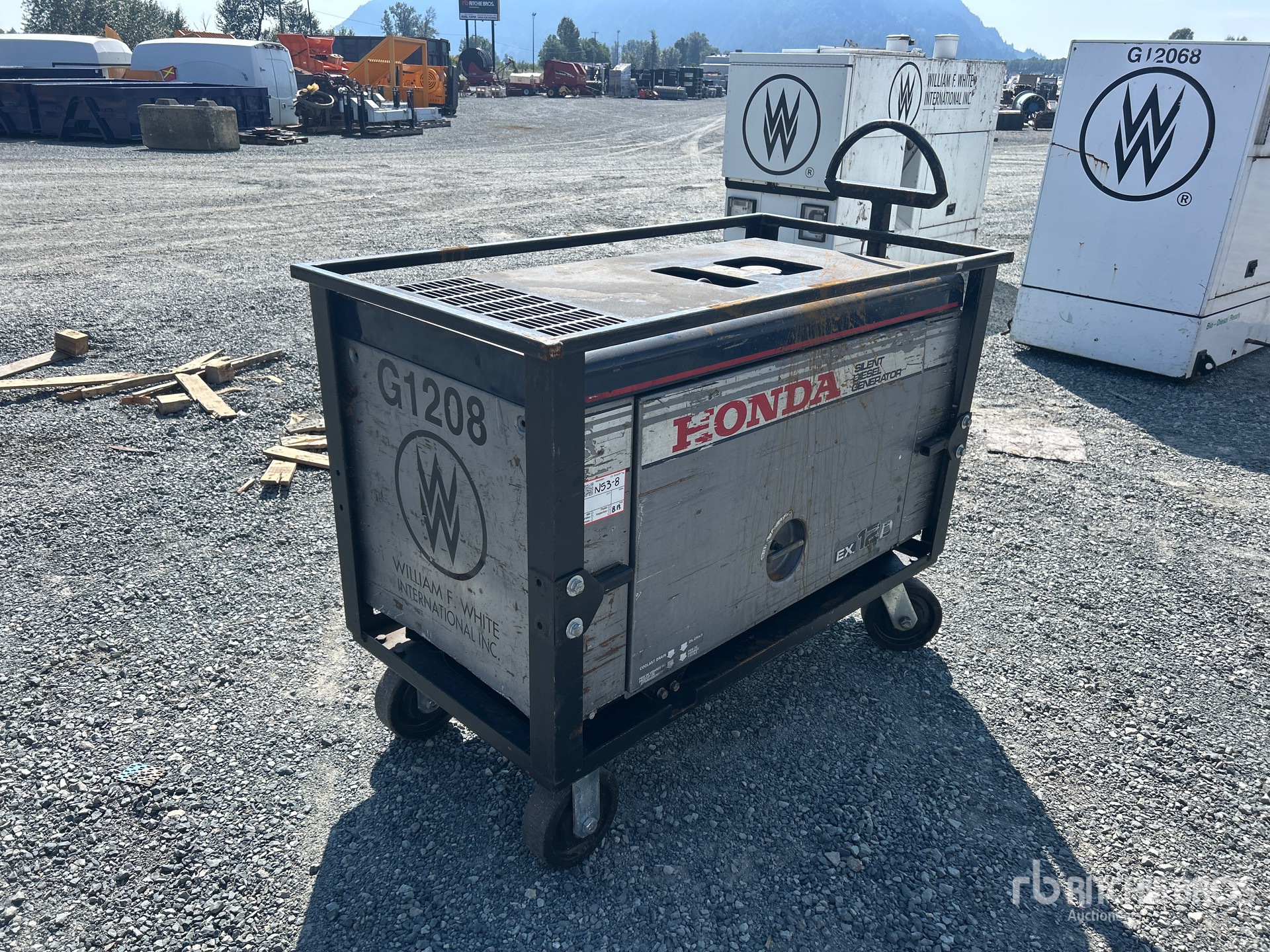 General Appearance with Picture, Right Rear Corner