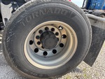 4 Underbody - Truck with 