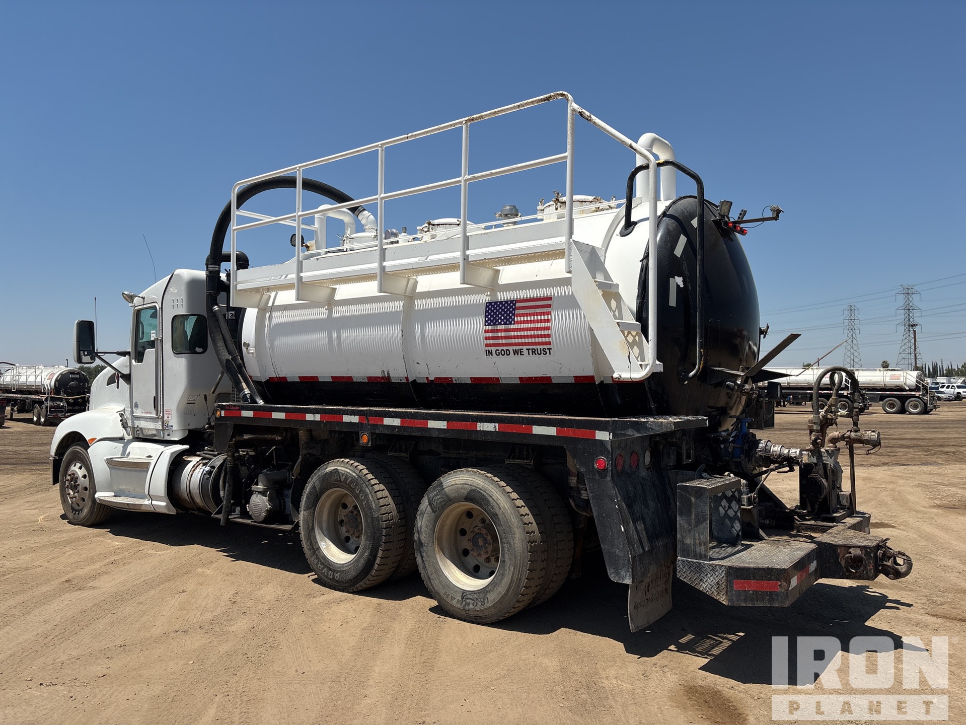 General Appearance with Bild, Ecke hinten links