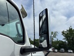 NN441682 - 2022 International LT625: Mirrors