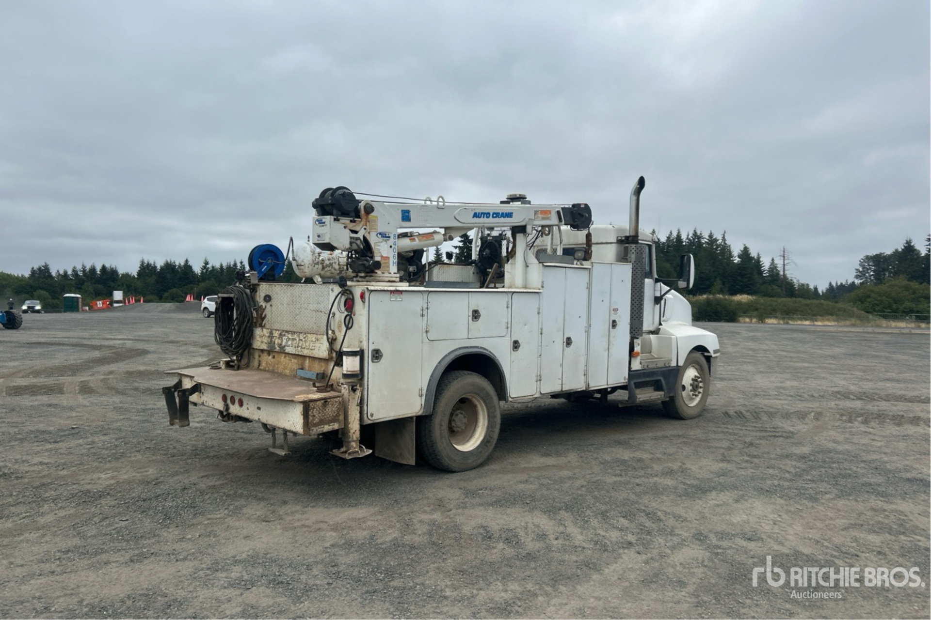 General Appearance with Picture, Right Rear Corner