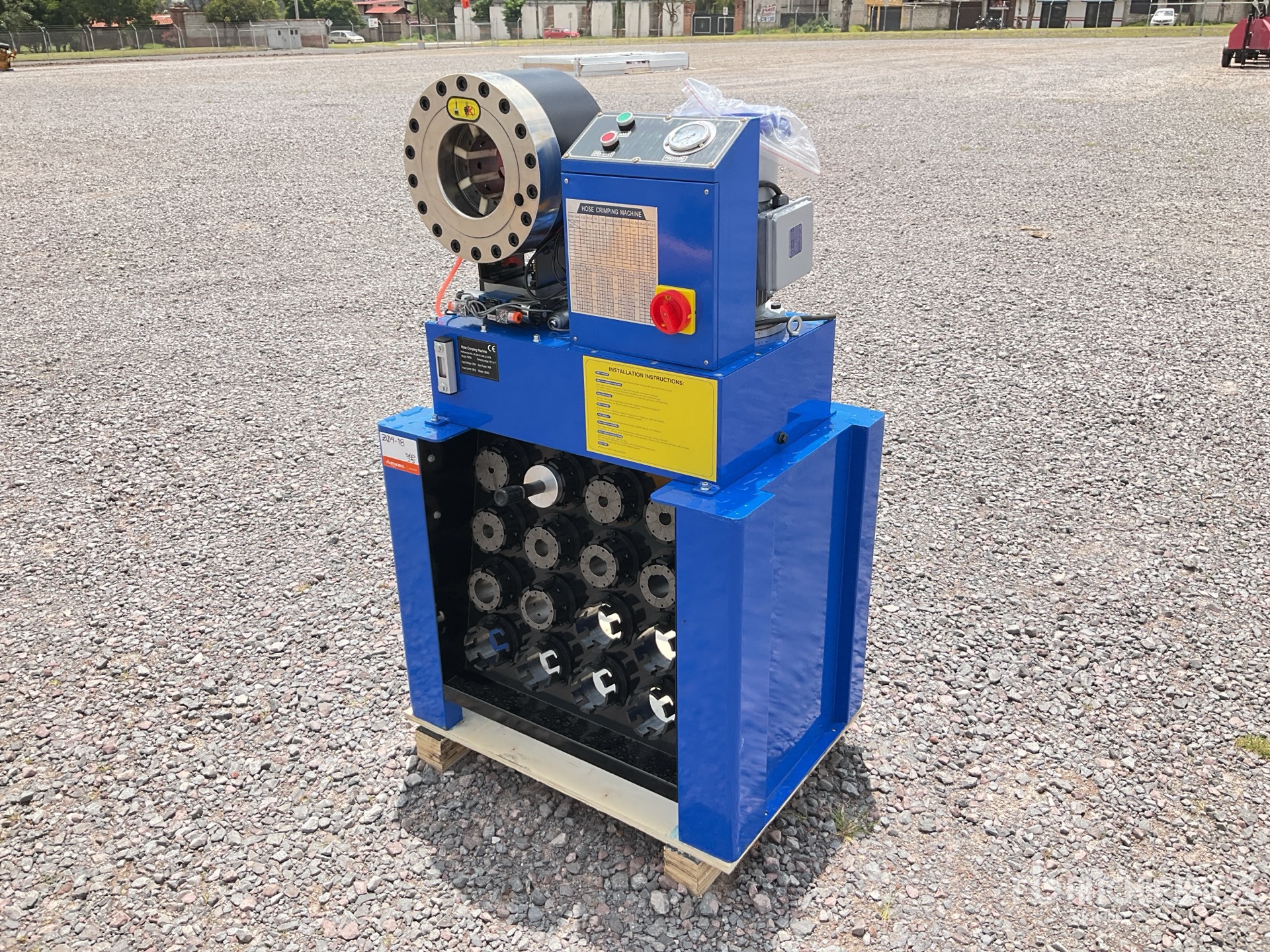 General Appearance with Picture, Left Rear Corner