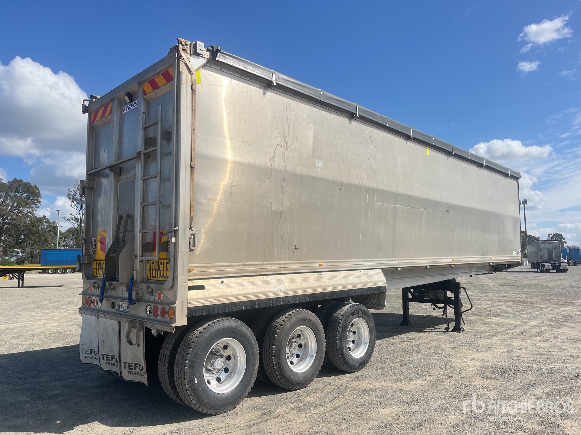 General Appearance with Picture, Left Rear Corner