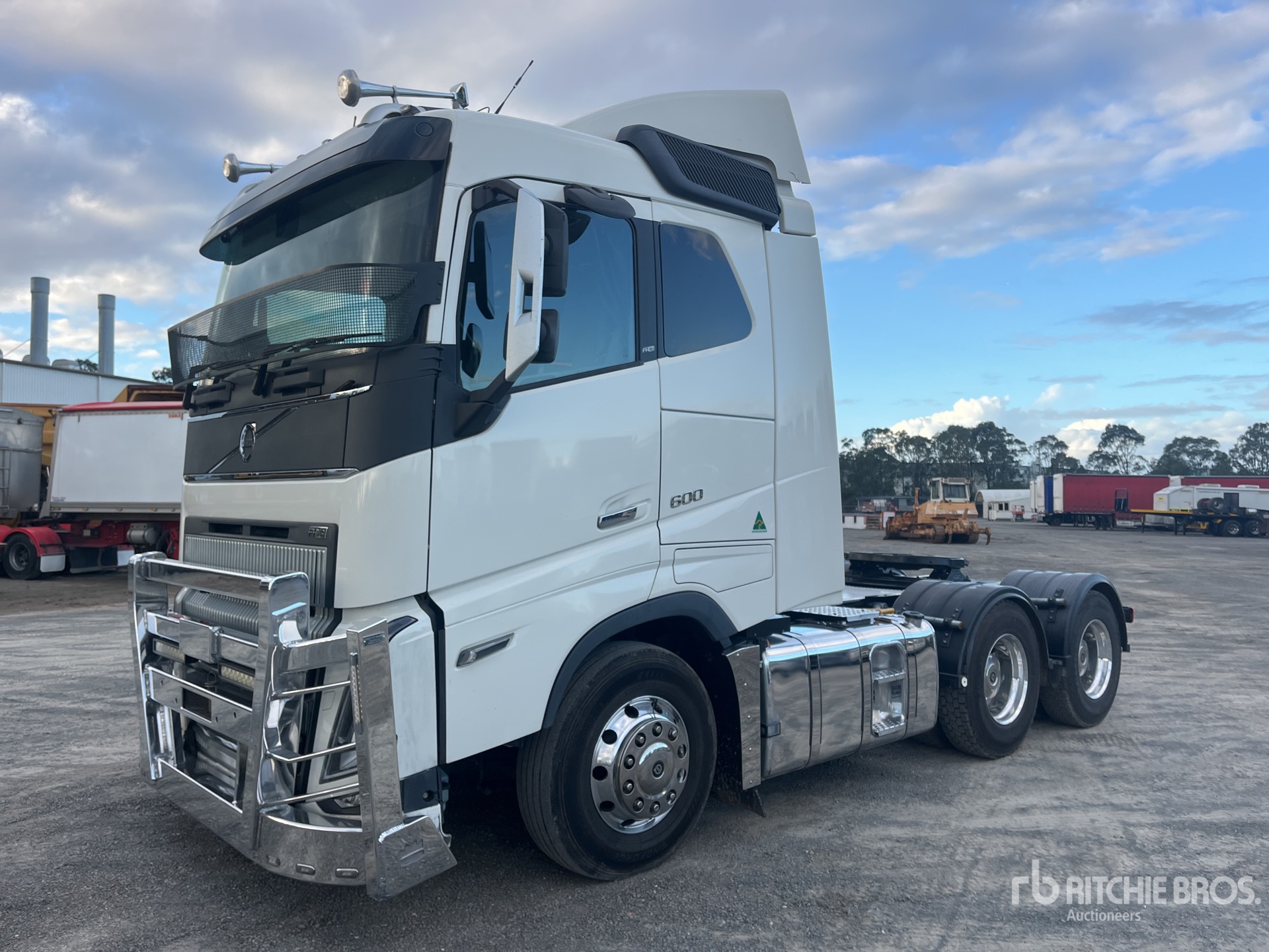 General Appearance with Picture, Right Front Corner