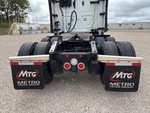 4 Underbody - Truck with 