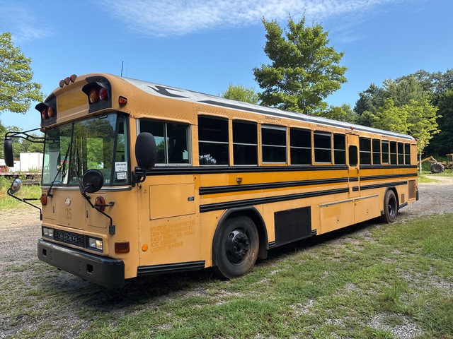2007 BlueBird All American 4x2 57-Seat School Bus 2007 BlueBird All American 4x2 57-Seat School Bus