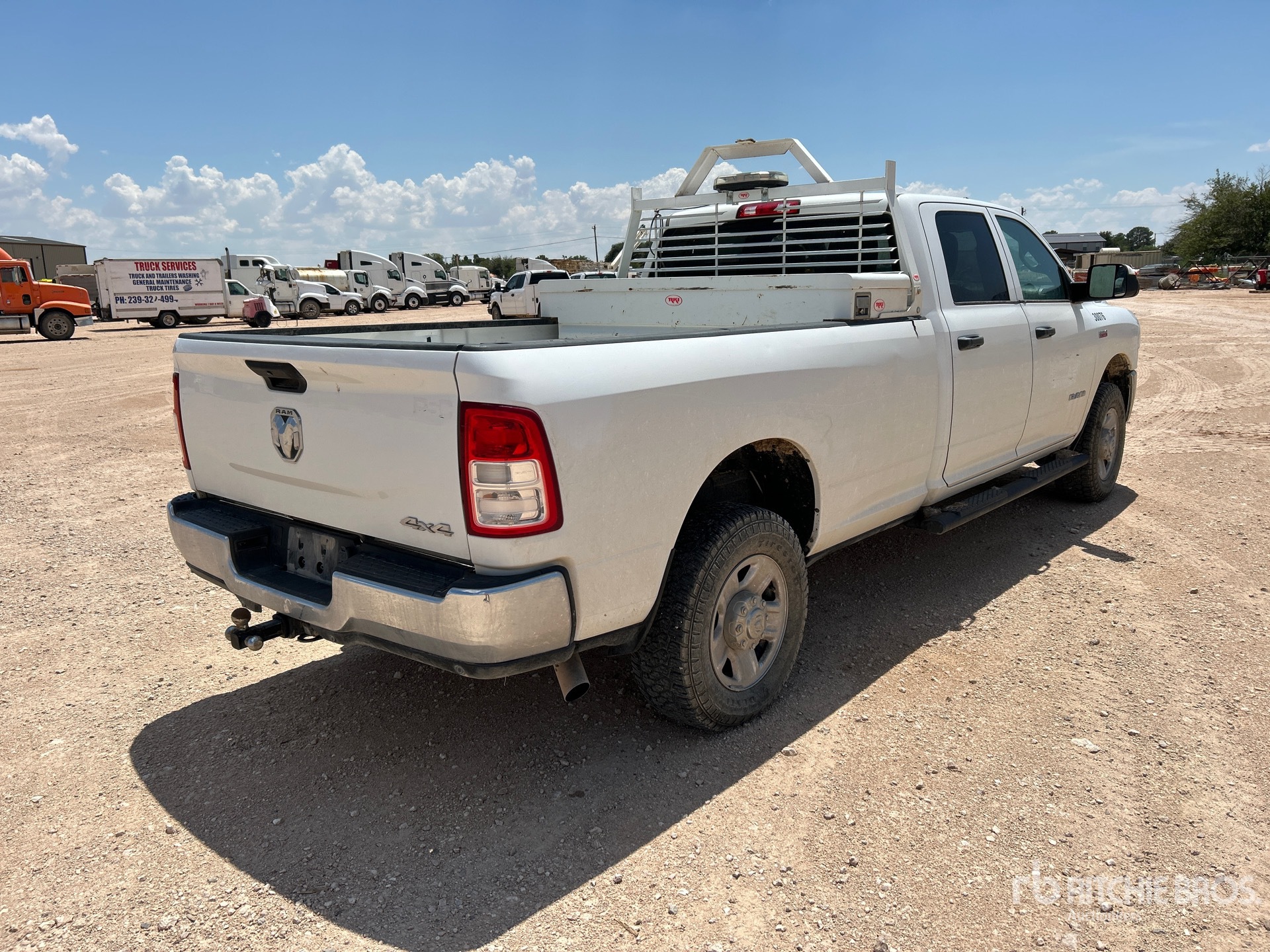 General Appearance with Picture, Right Rear Corner