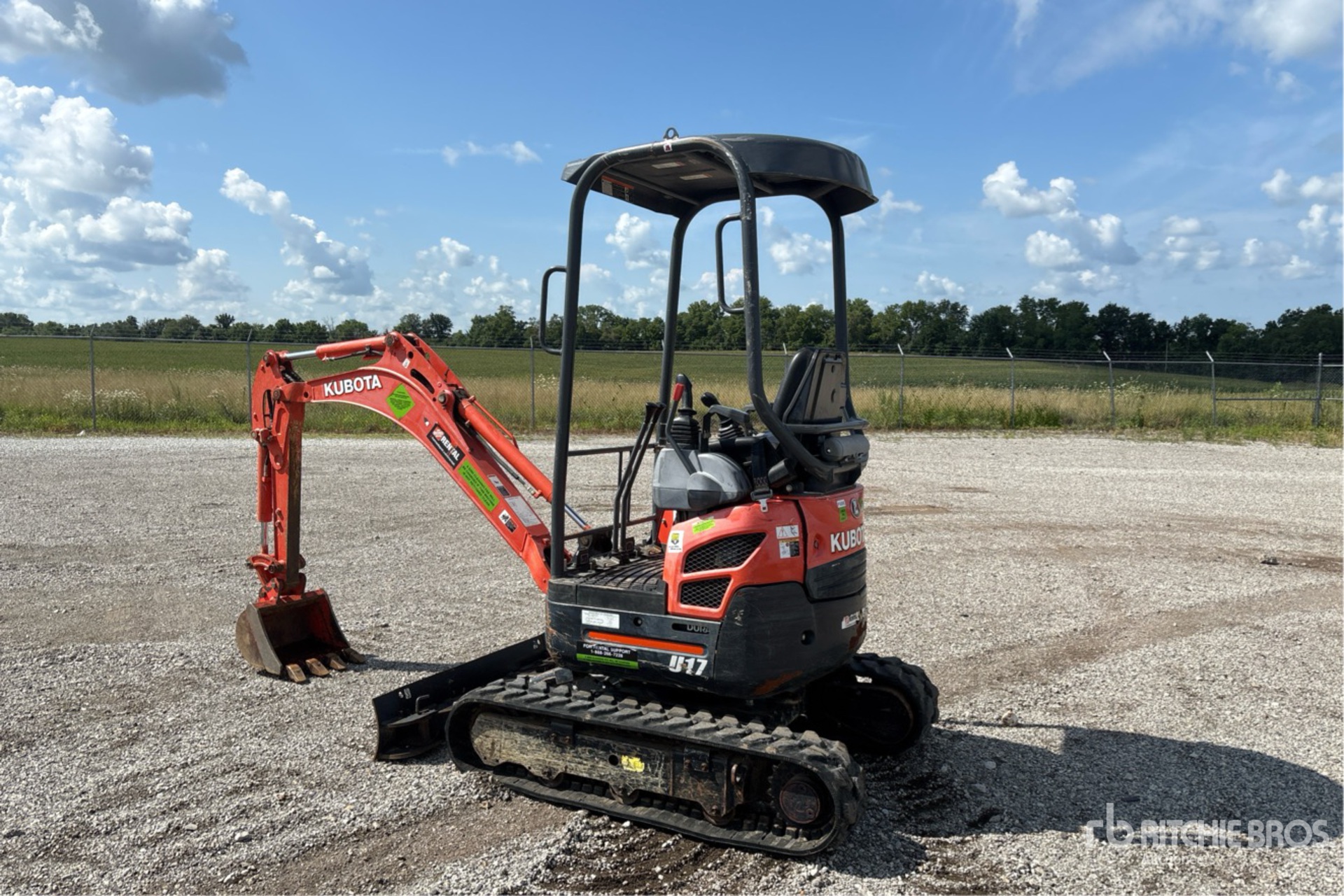General Appearance with Picture, Left Rear Corner