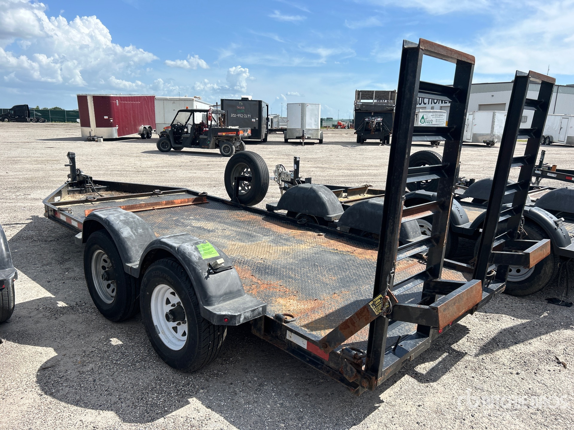 General Appearance with Picture, Left Rear Corner
