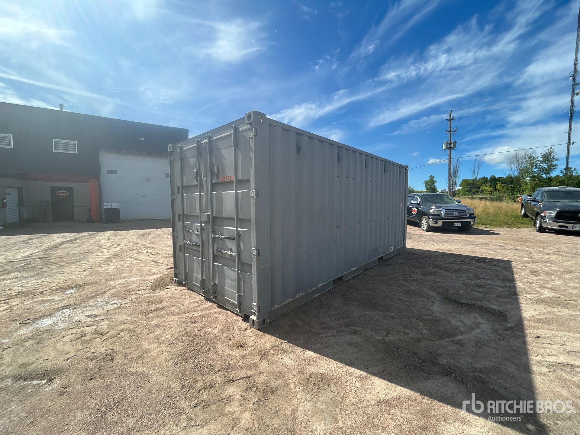 General Appearance with Bild, Ecke hinten rechts