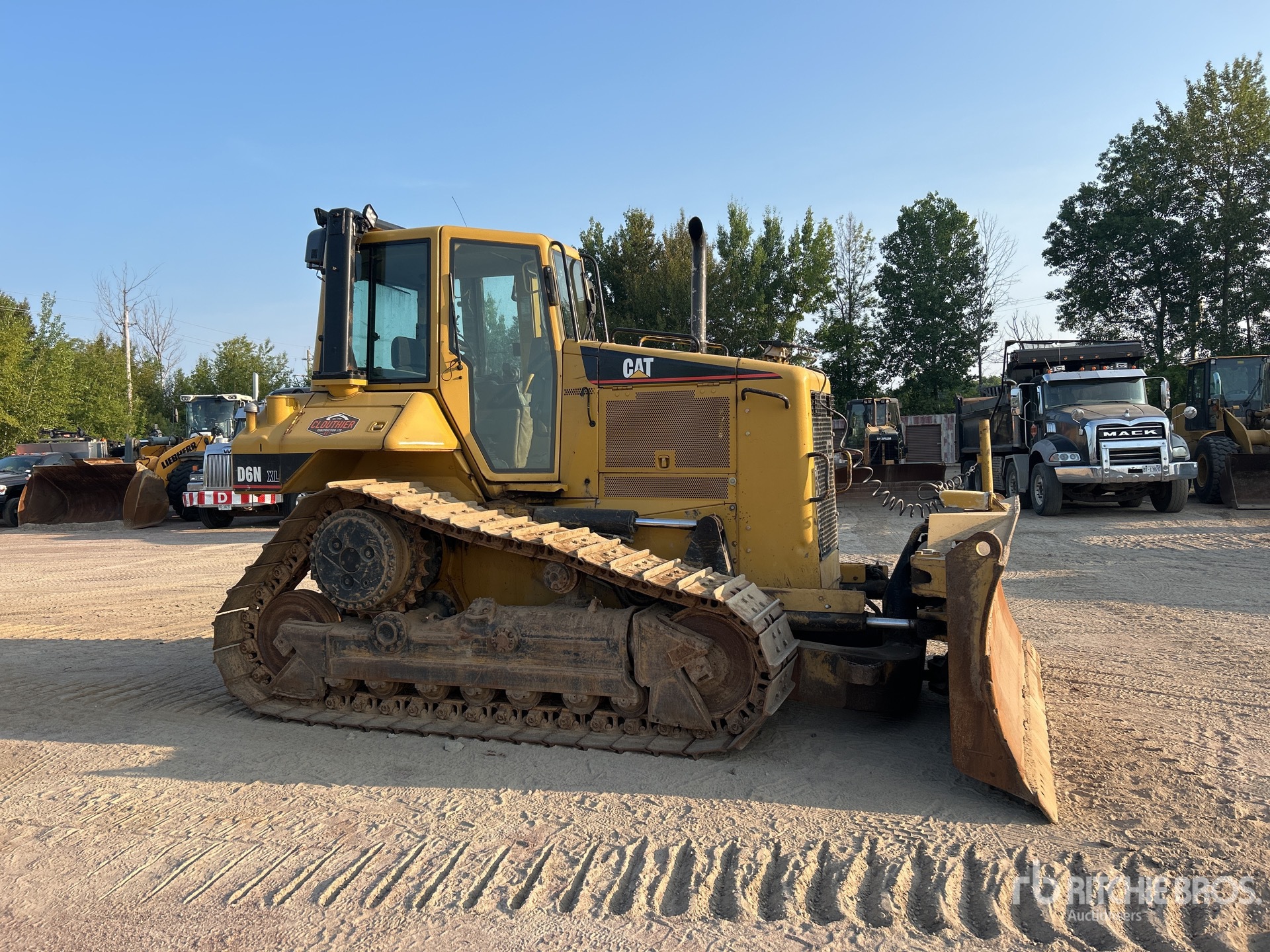 TOPADOR FRONTAL 2006 CATERPILLAR D6NXL