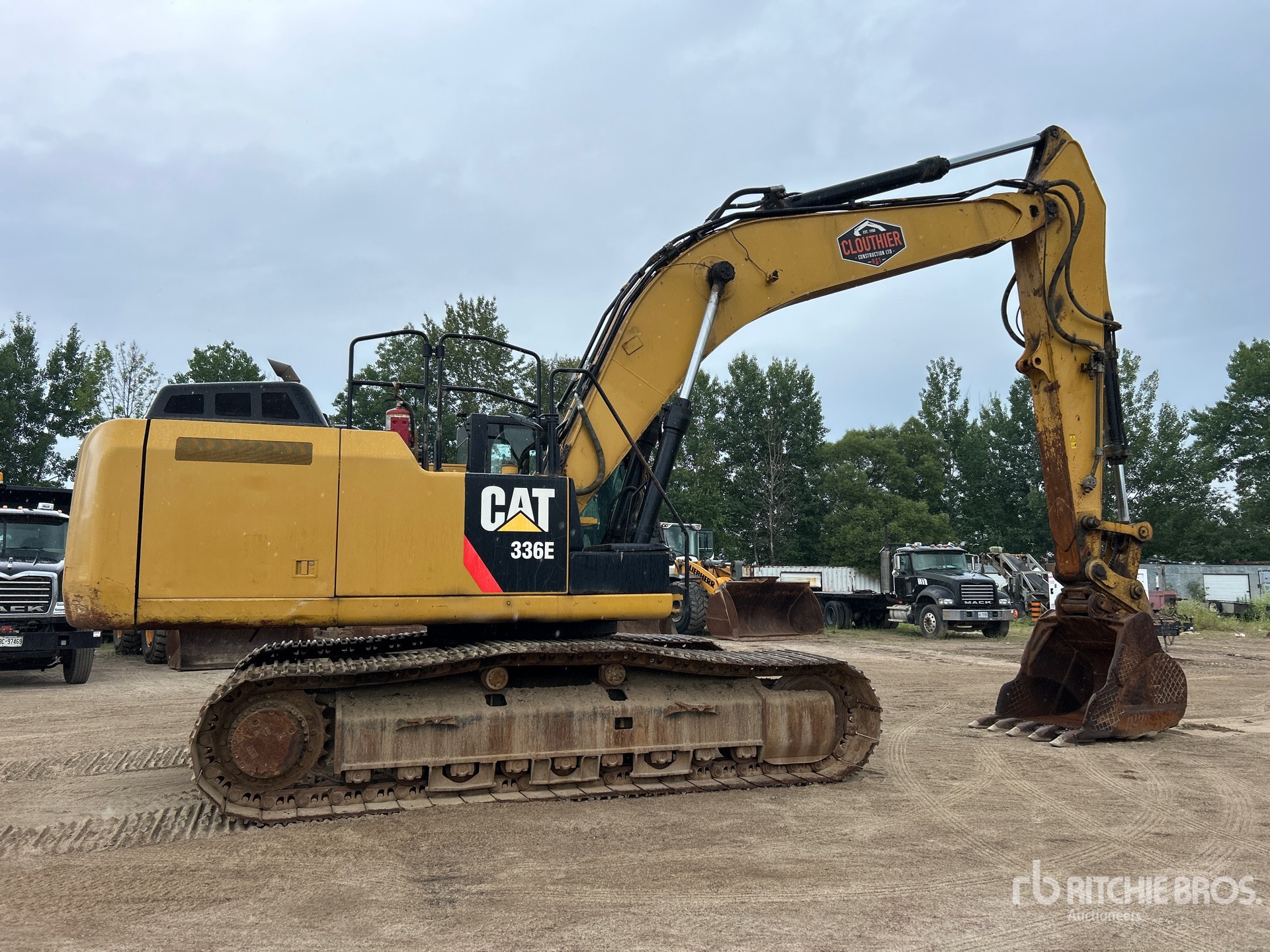 EXCAVADORA 2011 CATERPILLAR 336